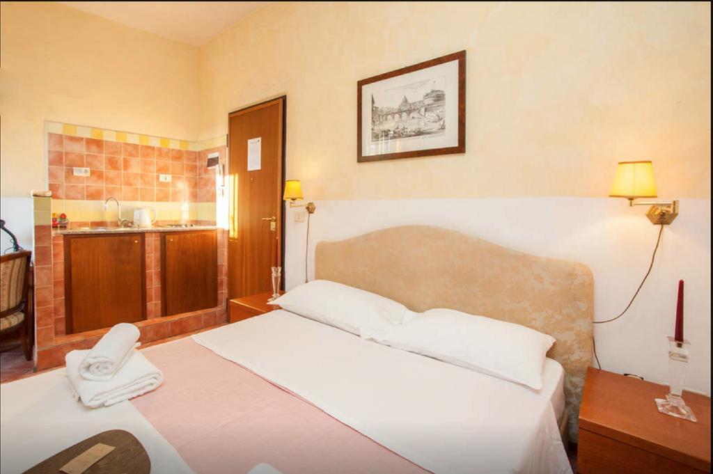 Residenza Camilla Hotel Rome Exterior photo